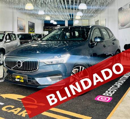 VOLVO XC60 2.0 T8 HYBRID MOMENTUM AWD GEARTRONIC VOLVO XC60 2.0 T8 HYBRID MOMENTUM AWD GEARTRONIC